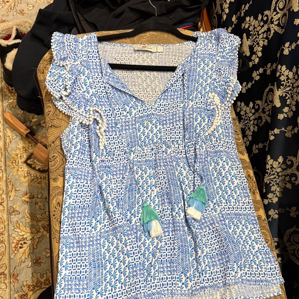 Vineyard Vines Blue and White Patterned Blouse